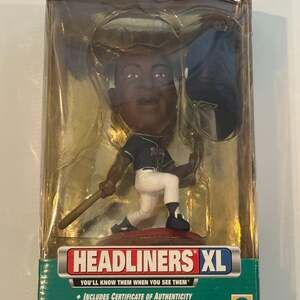 1999 Tony Gwynn San Diego Padres Headliners XL Action Figure